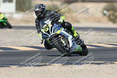 media/Nov-02-2025-CVMA (Sun) [[337aff29ab]]/Race 11-Amateur Supersport Open/
